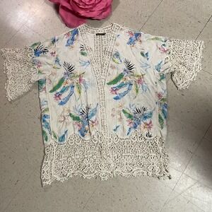 SPIAGGIA DOLCE Sz M Embroidered Floral Crochet Trim Kimono Festival Bohemian